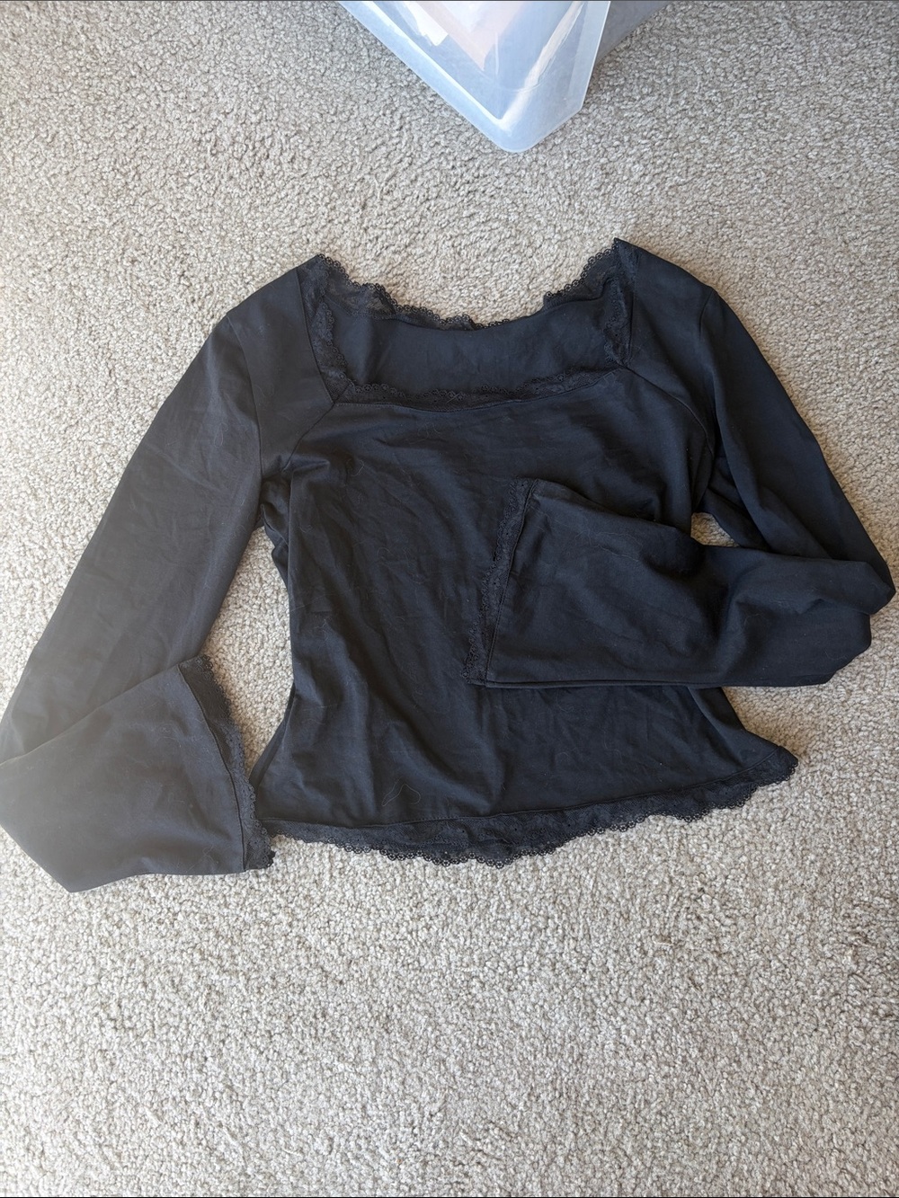 NWOT Source Unknown Black Lace-Trim Long Sleeve Square Neck Top